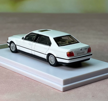 Load image into Gallery viewer, DCM 1:64 White 1998-01 E38 L7 728il Luxury Sedan Model Diecast Metal Car New
