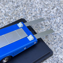 Load image into Gallery viewer, SW 1:64 D300 Ramp Truck Diecast Model Metal Car Box
