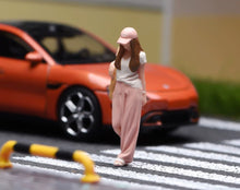 Load image into Gallery viewer, 1:64 Painted Figure Model Miniature Resin Diorama Toy Sand Pink Cap Girl Walking
