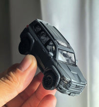 Load image into Gallery viewer, Masdi 1:64 Gray LC300 Land Cruiser ORV SUV Sports Model Diecast Metal Car New Collection
