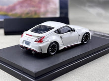 Load image into Gallery viewer, FUJI 1:64 White JDM Fairelady 370Z RZ34 Sports Model Diecast Metal Car New Collection

