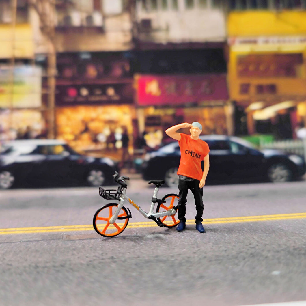 1:64 Painted Figure Mini Model Miniature Resin Diorama Bicycle Street Boy Red