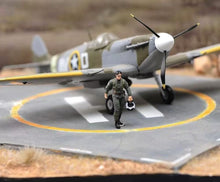 Load image into Gallery viewer, 1:64 Painted Figure Mini Model Miniature Resin Diorama Pilot Captain Aviator Toy
