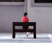 Load image into Gallery viewer, 1:64 Painted Figure Model Miniature Resin Diorama Sand Red Top Office Lady Toy
