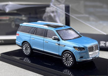 Load image into Gallery viewer, Shadow 1:64 Blue Navigator L Full Sized SUV Model Diecast Metal Car New Collection
