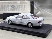 Load image into Gallery viewer, Maxwell 1:64 White E320 W210 Classic Sedan Sports Model Diecast Metal Car New Collection
