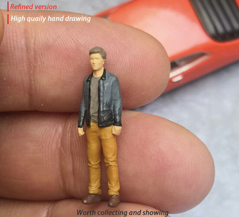 1:64 Painted Figure Mini Model Miniature Resin Diorama Sand Black Jacket Man