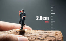 Load image into Gallery viewer, 1:64 Painted Figure Model Miniature Resin Diorama Toy Sand Drinking Man In Black
