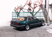 Load image into Gallery viewer, DCM 1:64 Green E32 7 Series 735i Classic Sedan Model Diecast Metal Car New
