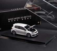 Load image into Gallery viewer, Maxwell 1:64 HEC White VW Golf GTI MK6 Sports Model Diecast Metal Car New Collection
