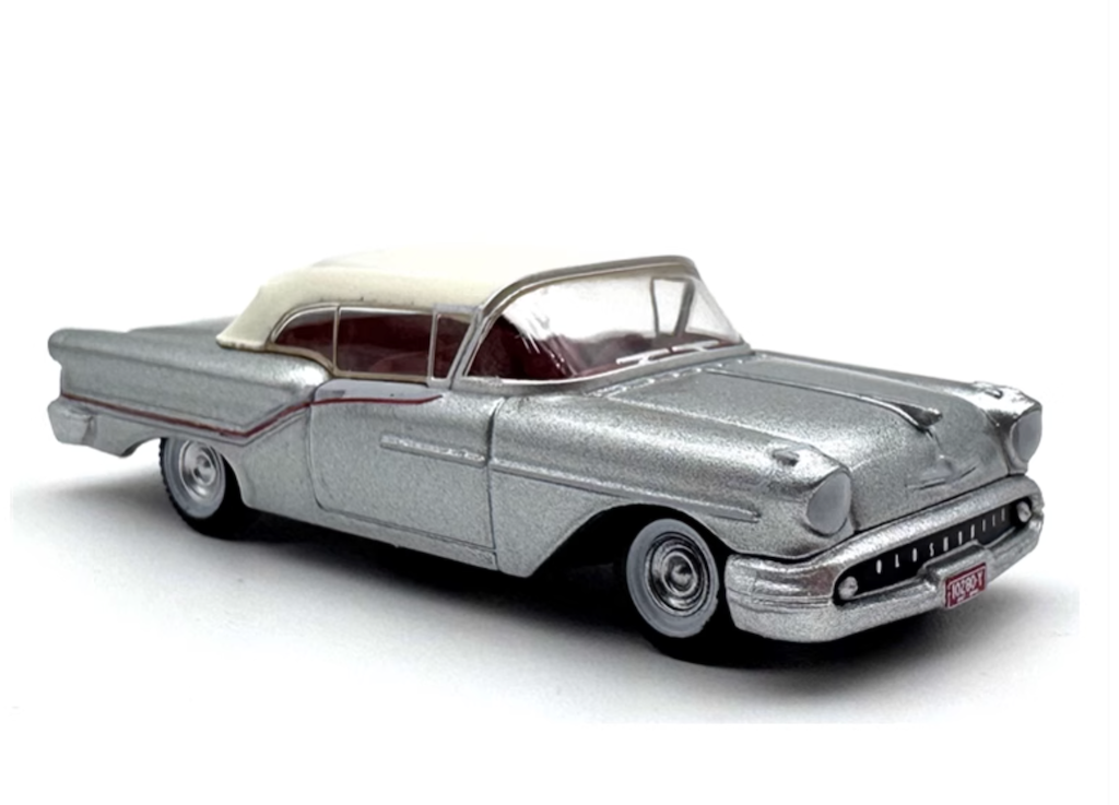 1:87 Silver Oldsmobile 88 Convertible Sports Model Diecast Metal Car New Collection