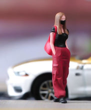 Load image into Gallery viewer, 1:64 Painted Figure Model Miniature Resin Diorama Sand Girl Lady Pretty Friends
