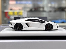 Load image into Gallery viewer, VMB 1:64 White Aventador LP700-4 Sports Model Diecast Resin Car New Collection
