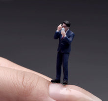 Load image into Gallery viewer, 1:64 Painted Figure Model Miniature Resin Sand Diorama Office Colleague in Suit
