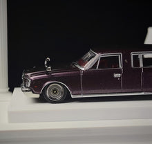 Load image into Gallery viewer, RS 1:64 HEC Purple Century VG45 Limo Luxury Sedan Model Diecast Metal Car New Collection
