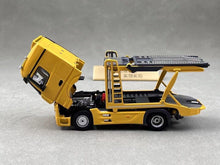 Load image into Gallery viewer, 1:64 Yellow Benz Actros Gigaspace Semi Trailer Truck Model Diecast Metal Car
