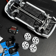 Load image into Gallery viewer, 1:64 Evo Parts 4G63 Engine Lifting Bracket Garage Scene Model Resin Car Set
