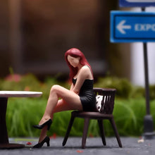 Load image into Gallery viewer, 1:24 Painted Figure Model Miniature Resin Diorama  Sand Sexy Charming Lady
