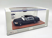 Load image into Gallery viewer, GOC 1:64 Black Police Crown Victoria EN114 Sedan Model Diecast Metal Car New
