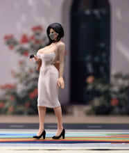 Load image into Gallery viewer, 1:24 Painted Figure Model Miniature Resin Diorama Young Woman Lady Sexy Beauty B
