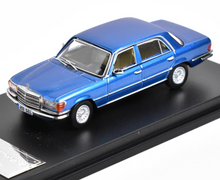 Load image into Gallery viewer, Maxwell 1:64 Benz 450SEL W116 Sedan Classic Sport Model Diecast Metal Car New Collection
