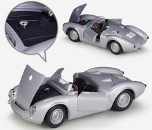 Load image into Gallery viewer, WELLY 1:24 Silver 550 Spyder Convertible Sports Model Diecast Metal Car
