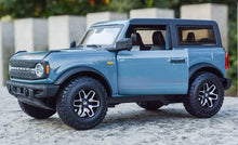 Load image into Gallery viewer, Maisto 1:24 2021 Blue FORD Bronco Badlands SUV Sports Model Diecast Metal Car BN
