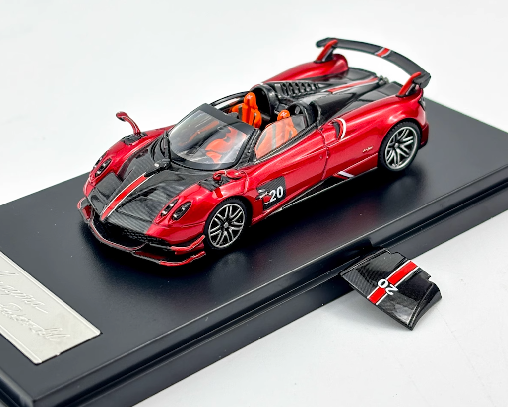 LCD 1:64 Red Huayra Roadster BC #20 Sports Model Diecast Metal Car New Collection