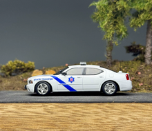Load image into Gallery viewer, Rollin 1:64 White 2008 Charger Arkansas ASP Police Model Diecast Metal Car New Collection

