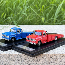 Load image into Gallery viewer, SW 1:64 D300 Ramp Truck Diecast Model Metal Car Box
