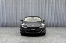 Load image into Gallery viewer, HobbyJapan 1:64 Matte Grey 2025 Prelude Coupe Sports Model Diecast Metal Car
