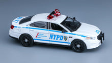 Load image into Gallery viewer, 1:64 596Model Ford Taurus NYPD Police Classic Model Diecast Metal Car New Collection
