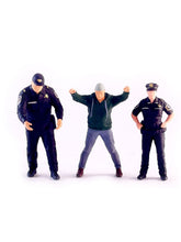 Load image into Gallery viewer, 1:64 Painted Figure Mini Model Miniature Resin Diorama Police Catch Criminal Toy New
