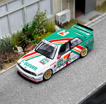 Load image into Gallery viewer, Moke 1:64 1992 Green M3 E30 MK1 #29 DTM Sports Model Diecast Metal Car New Collection
