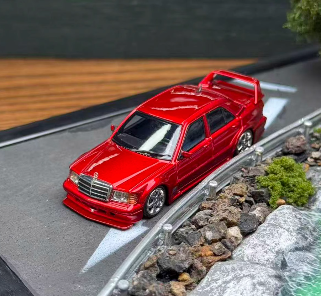 HKM 1:64 Red 190E W201 2.5-16 Evo II Sedan Sports Model Diecast Metal Car New Collection