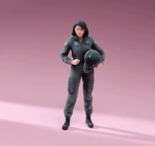 Load image into Gallery viewer, 1:64 Painted Figure Model Miniature Resin Diorama Toy Sand Woman Pilot Captain
