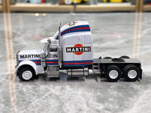 Load image into Gallery viewer, Flame 1:64 Peterbilt King Hauler Trailer Truck Model Diecast Metal Car New Collection
