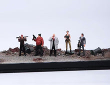 Load image into Gallery viewer, 1:64 Painted Figure Model Miniature Resin Diorama Sand Ganster Bandit Robbery
