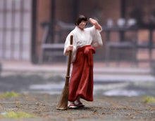 Load image into Gallery viewer, 1:64 Painted Figure Model Miniature Resin Sand Diorama Japanese Girl Woman Lady
