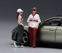 Load image into Gallery viewer, 1:24 Painted Figure Model Miniature Resin Diorama  Sand Couple Lovers Trendy
