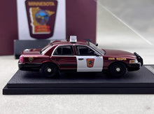 Load image into Gallery viewer, Rollin 1:64 Minnesota MNPD Police CV CROWN VICTORIA Model Diecast Metal Car
