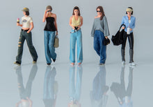 Load image into Gallery viewer, 1:64 Painted Figure Model Miniature Resin Diorama Sand Toy Trendy Woman Fashion
