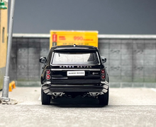 Load image into Gallery viewer, Masdi 1:64 2020 Black Range Rover SUV ORV Sports Model Diecast Metal Car New Collection
