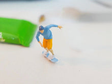 Load image into Gallery viewer, 1:64 Painted Figure Model Miniature Resin Diorama Sand Skateboarding Skating TOY
