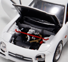 Load image into Gallery viewer, PGM 1:64 White JDM RX-7 FD3S Racing Sports Model Diecast Metal Car New Collection
