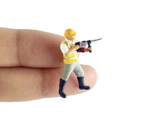Load image into Gallery viewer, 1:64 Painted Figure Mini Model Miniature Resin Diorama Contruction Worker Sand
