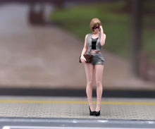 Load image into Gallery viewer, 1:64 Painted Figure Model Miniature Resin Sand Lady Beauty Suit Woman Sunglasses
