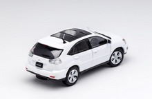 Load image into Gallery viewer, GCD 1:64 2003 White HARRIER SUV Sports Model Diecast Metal Car New
