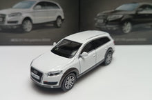 Load image into Gallery viewer, Masdi 1:64 White 2008 Q7 FSI Full Size SUV Sport Model Diecast Metal Car BN
