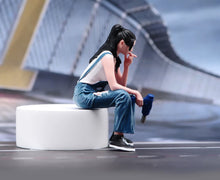 Load image into Gallery viewer, 1:24 Painted Figure Model Miniature Resin Diorama Mechanic Woman Repair Worker B
